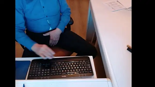 dutchpornking online show from 04-16-26, 06:08