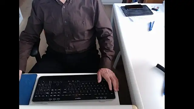 dutchpornking online show from 10-27-25, 07:31