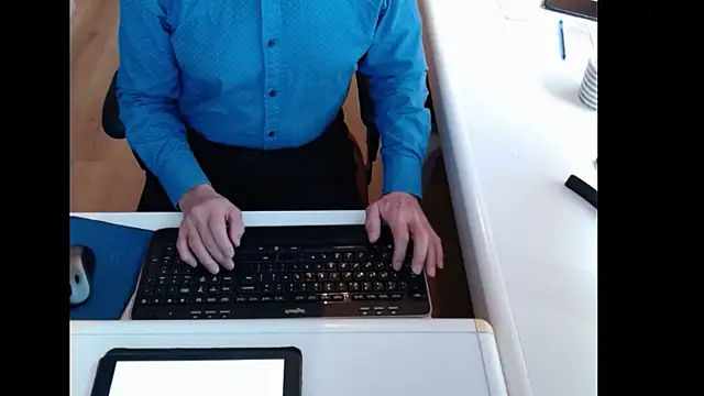 dutchpornking online show from 11-08-25, 08:51