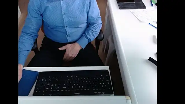 dutchpornking online show from 11-09-25, 08:18