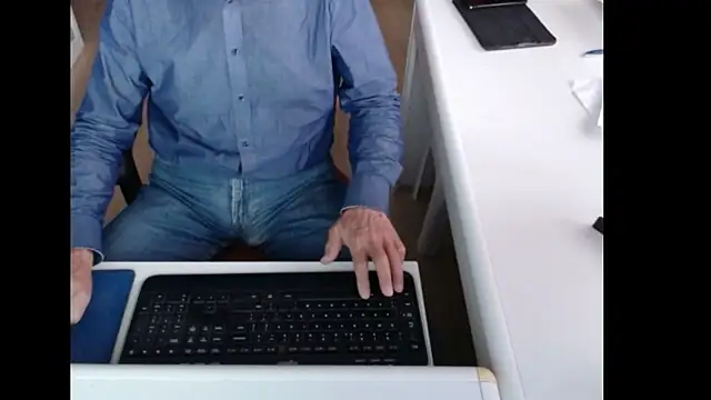 dutchpornking online show from 10-04-25, 07:10