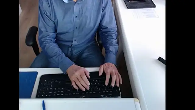 dutchpornking online show from 10-16-25, 06:43