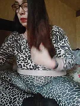 Chriss Tinaa online show from 02-17-26, 09:28