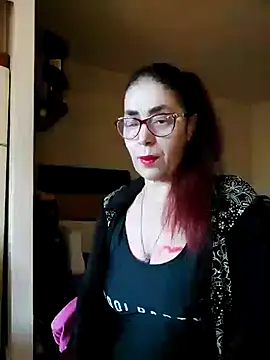 Chriss Tinaa online show from 03-21-25, 06:16