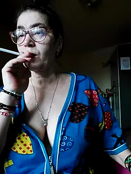 Chriss Tinaa online show from 03-16-25, 06:20