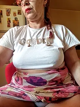 Chriss Tinaa online show from 06-19-26, 04:29