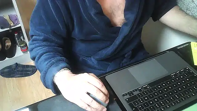 Snapshot of DUDURA@xh chatting on 02-26-26, 08:03 DUDURAxh online show from 02-26-26, 08:03