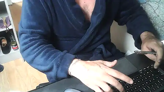 DUDURAxh online show from 11-19-25, 08:03