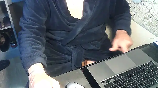 DUDURAxh online show from 11-28-25, 07:19