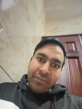 luciferdxm5 online show from 01-11-26, 08:10