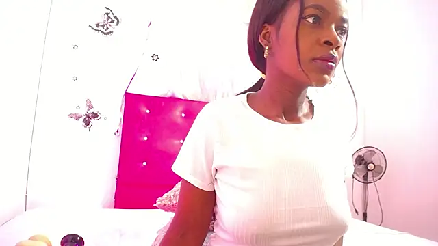 Snapshot of Naughty_choko chatting on 04-26-26, 08:33 Naughty choko online show from 04-26-26, 08:33