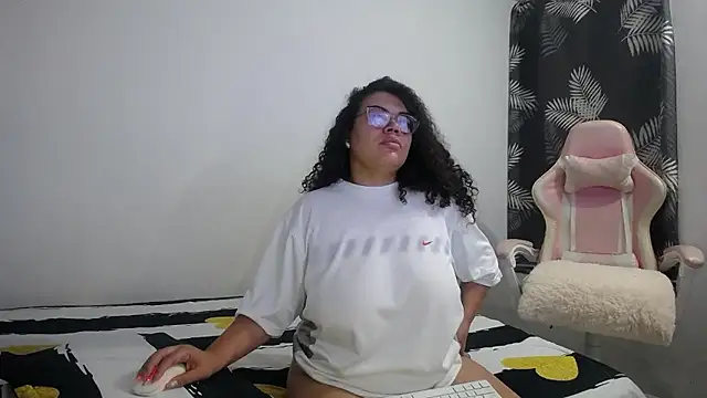 mabigomez00 online show from 01-09-26, 09:38