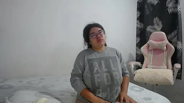 Snapshot of mabigomez00 chatting on 02-20-26, 09:22 mabigomez00 online show from 02-20-26, 09:22