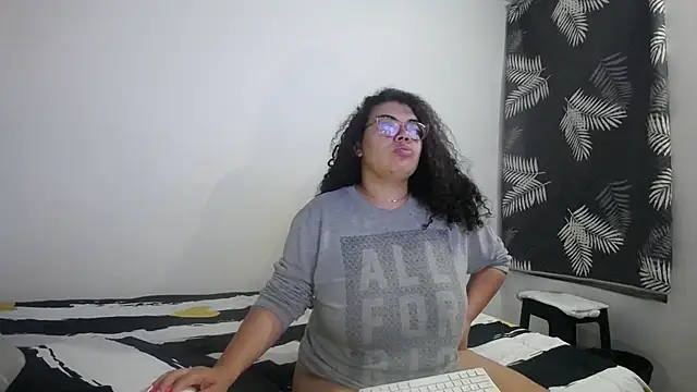 mabigomez00 online show from 04-02-26, 07:04