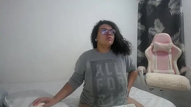 mabigomez00 online show from 12-18-25, 09:36