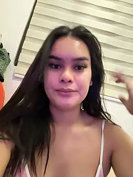 Snapshot of enourmousSAM chatting on 02-23-26, 01:33 enourmousSAM online show from 02-23-26, 01:33