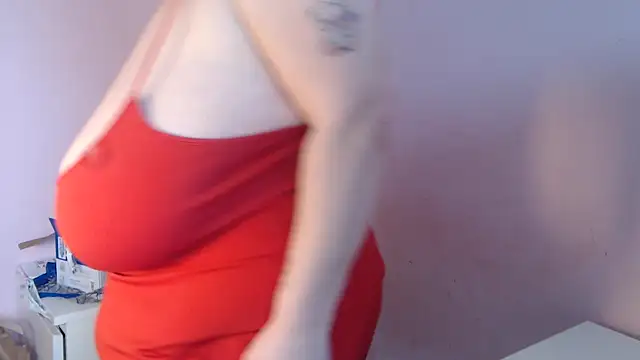 Snapshot of Lantti_Irres chatting on 02-13-26, 08:47 Lantti Irres online show from 02-13-26, 08:47