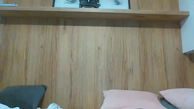 Snapshot of Lantti_Irres chatting on 06-28-26, 09:21 Lantti Irres online show from 06-28-26, 09:21