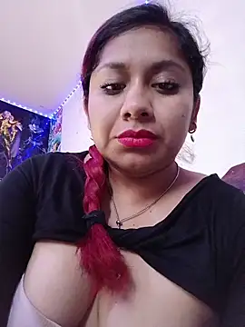 Snapshot of PokeGirld chatting on 04-12-26, 05:49 PokeGirld online show from 04-12-26, 05:49