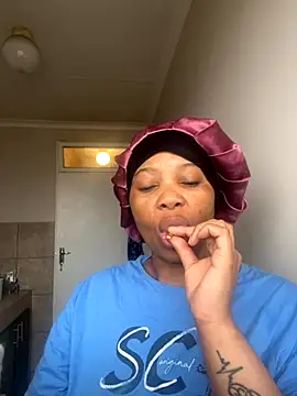 cherrybabe76 online show from 10-04-25, 06:15