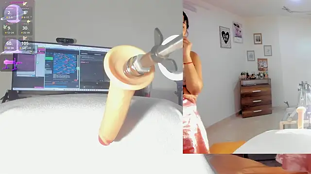 sofi velez online show from 10-22-25, 05:23