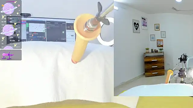 sofi velez online show from 09-15-25, 05:24