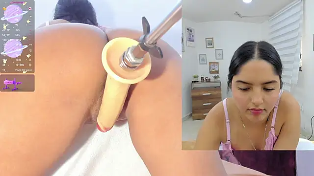 sofi velez online show from 09-08-25, 05:23