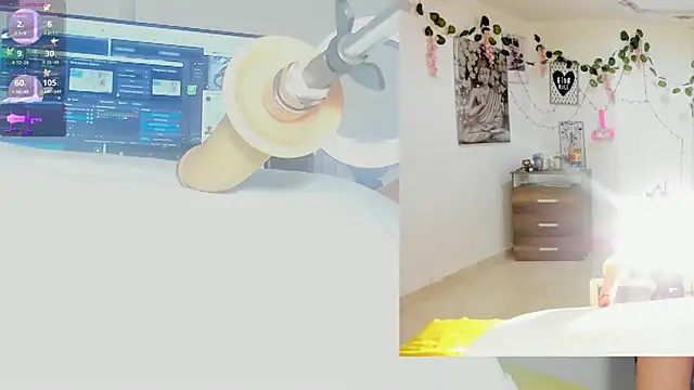 sofi velez online show from 11-27-25, 05:13