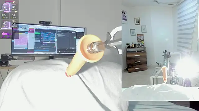 sofi velez online show from 11-07-25, 05:06