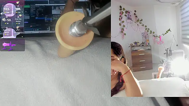 sofi velez online show from 12-05-25, 05:00