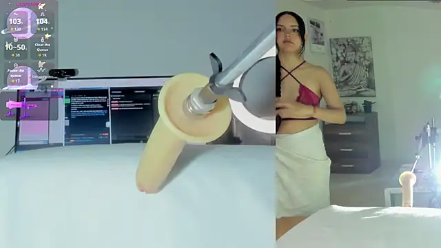 sofi velez online show from 03-15-26, 05:09