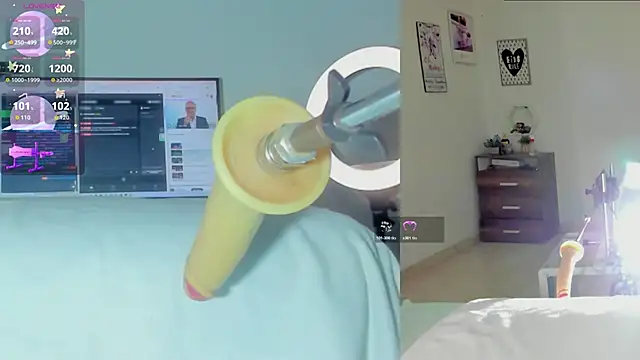 sofi velez online show from 02-15-26, 05:12