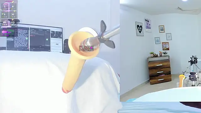 sofi velez online show from 09-28-25, 06:04