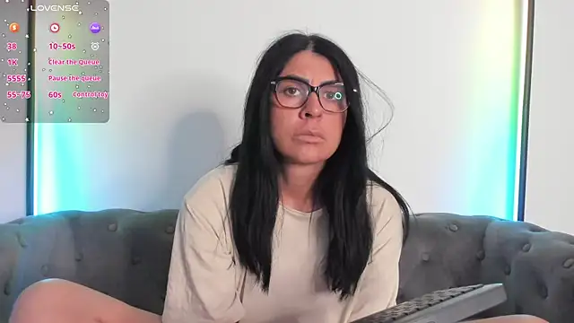 BiancaCruzzz online show from 05-06-26, 06:45