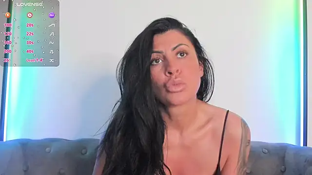 BiancaCruzzz online show from 05-26-26, 07:01