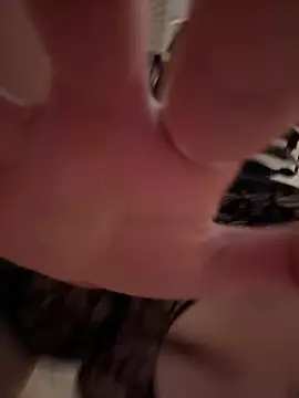 Prettylilgirll online show from 04-14-26, 02:55