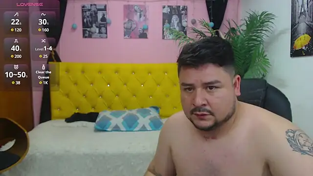 Snapshot of oso_dirty_ chatting on 03-14-25, 05:24 oso dirty online show from 03-14-25, 05:24