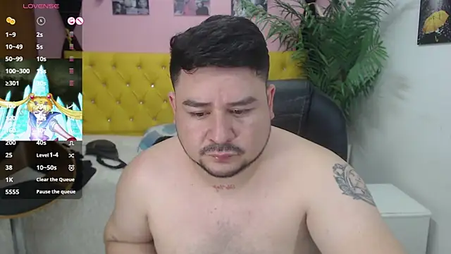 Snapshot of oso_dirty_ chatting on 03-13-25, 05:28 oso dirty online show from 03-13-25, 05:28