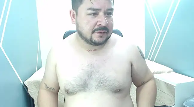 Snapshot of oso_dirty_ chatting on 03-06-25, 05:43 oso dirty online show from 03-06-25, 05:43