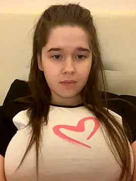 HornyGirlH online show from 09-14-25, 12:00