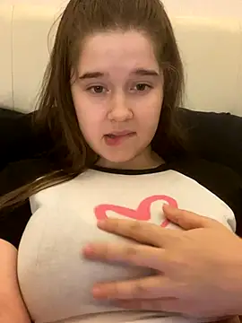 HornyGirlH online show from 09-11-25, 11:38