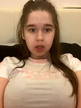 HornyGirlH online show from 09-18-25, 11:52