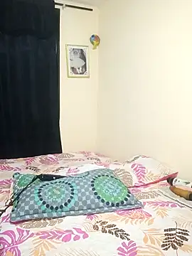 Snapshot of iamemmablake chatting on 10-11-25, 12:11 iamemmablake online show from 10-11-25, 12:11