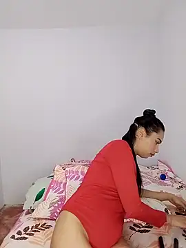 iamemmablake online show from 04-12-26, 12:25