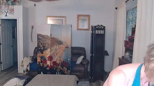 SindeeDix online show from 05-30-26, 12:00