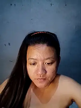 Snapshot of Urchanel chatting on 03-02-25, 11:41 Urchanel online show from 03-02-25, 11:41