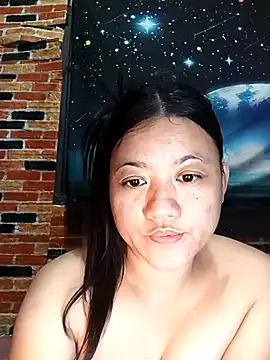 Snapshot of Urchanel chatting on 09-30-25, 07:58 Urchanel online show from 09-30-25, 07:58