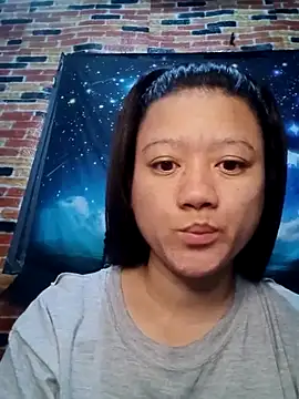 Snapshot of Urchanel chatting on 02-15-25, 11:58 Urchanel online show from 02-15-25, 11:58