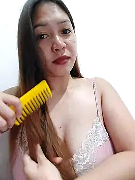 Snapshot of MissKitty31 chatting on 02-28-25, 04:54 MissKitty31 online show from 02-28-25, 04:54