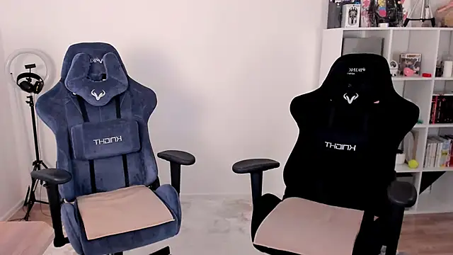 hotblonds online show from 11-07-25, 12:42